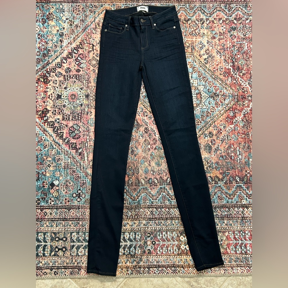 Nwt leggy extra long ultra skinny black shadow Paige jeans. Size 27.